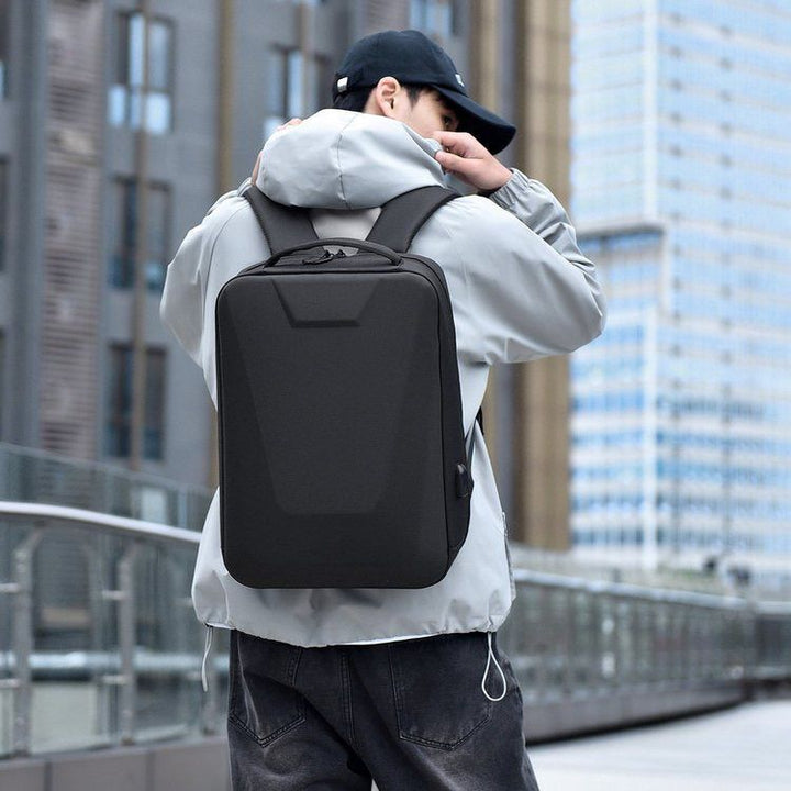 Elegant backpack with innovative hardcase Stornfield