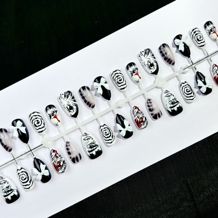 Artistic Graphic Press-On Nail Set