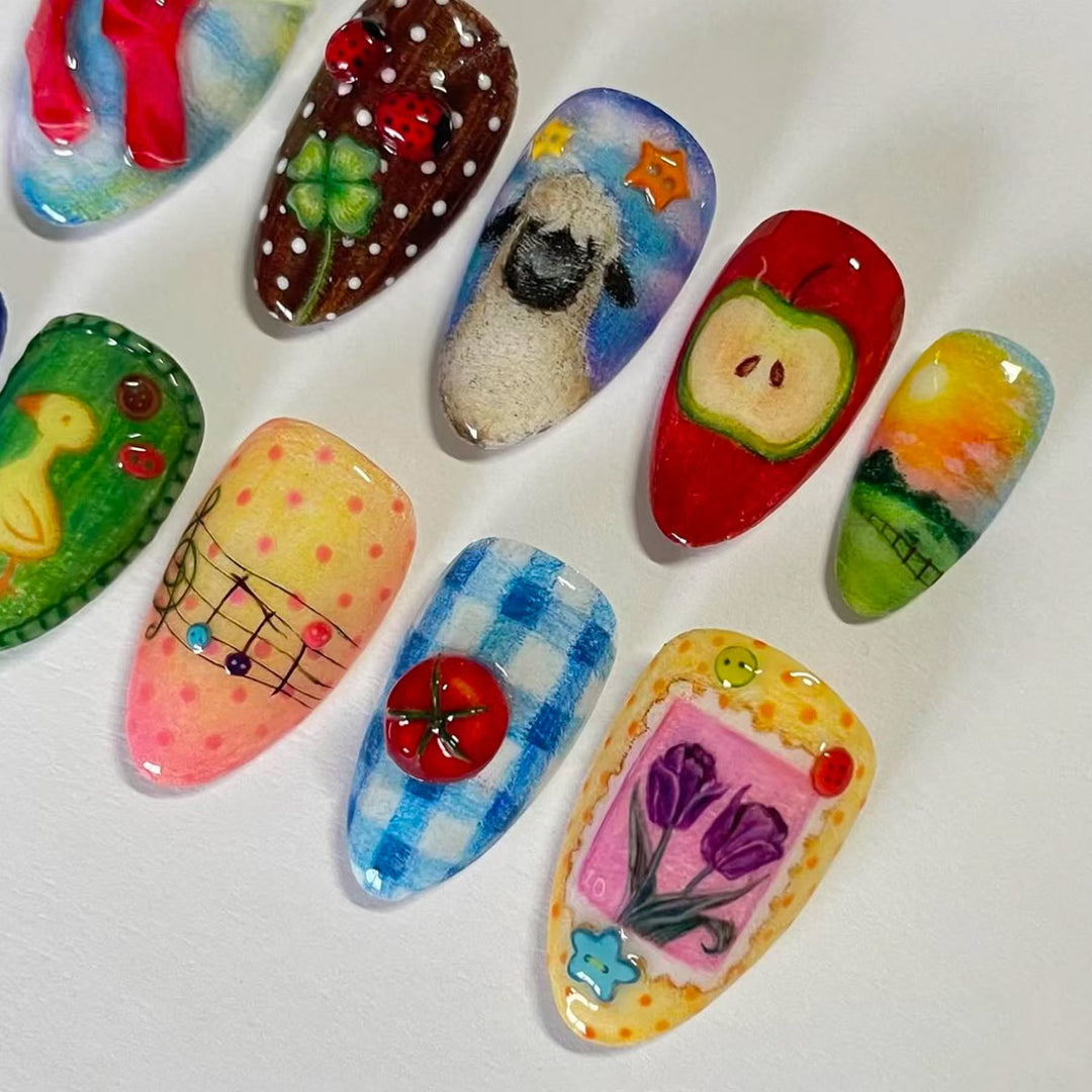 Artistic Ocean-Themed Press-On Nail Art Stornfield