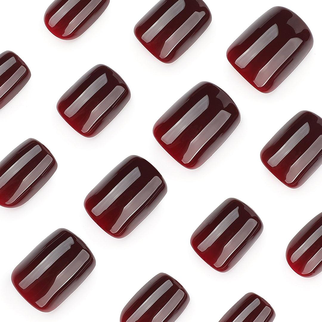 High-quality and elegant nail art Stornfield