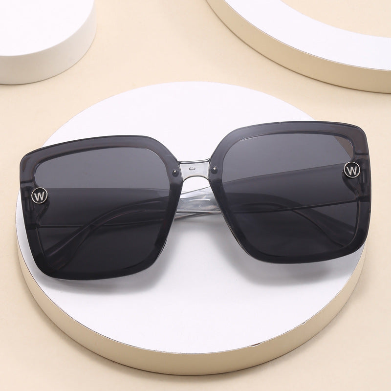Women's fashionable square sunglasses with extravagant design Stornfield