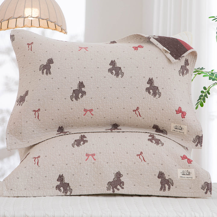 Ladies pillowcase with playful horse motif Stornfield