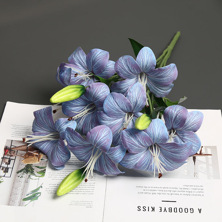 Realistic Lifelike Lily Flower Bouquet