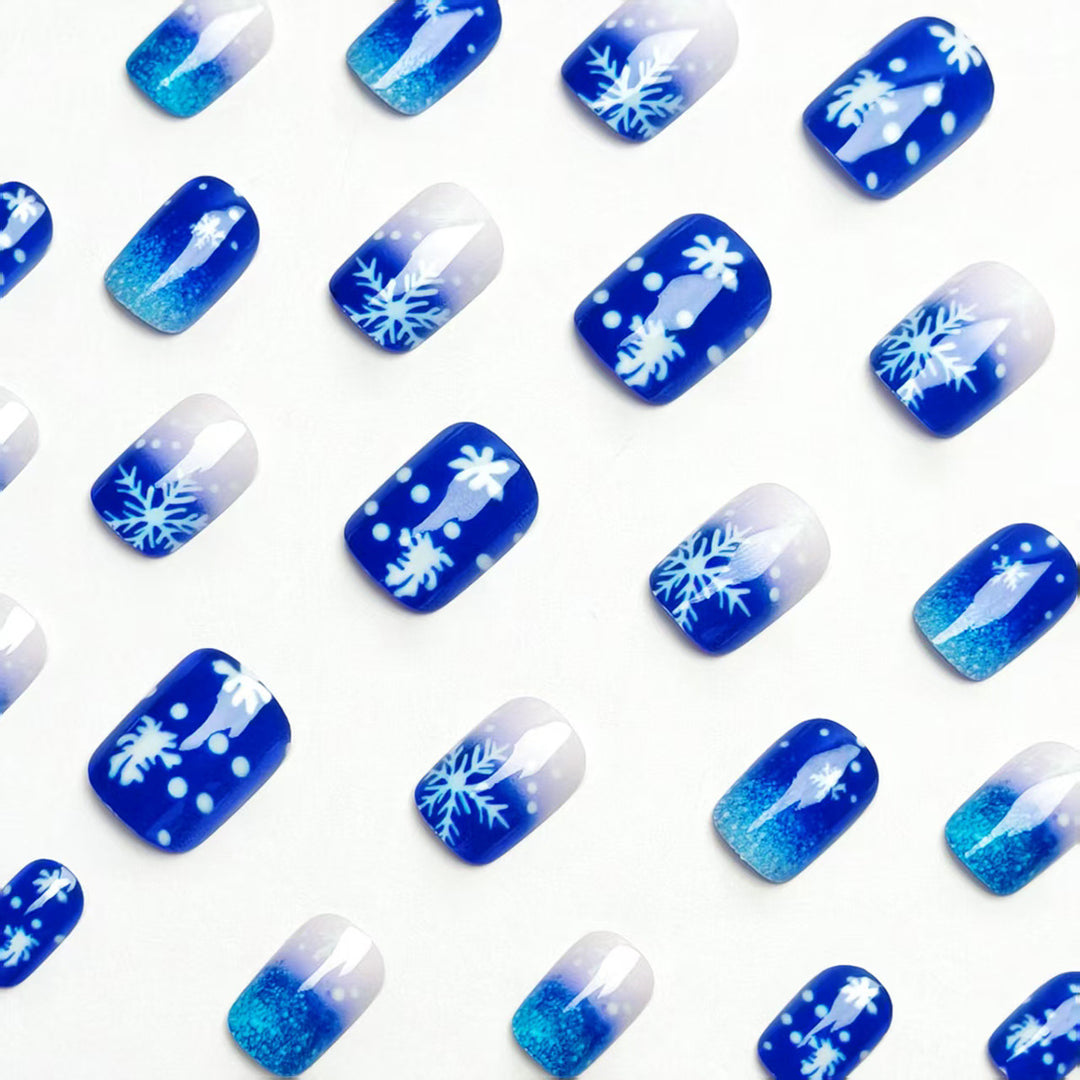 Artificial nails with Elegant Winter Landscape Design Stornfield