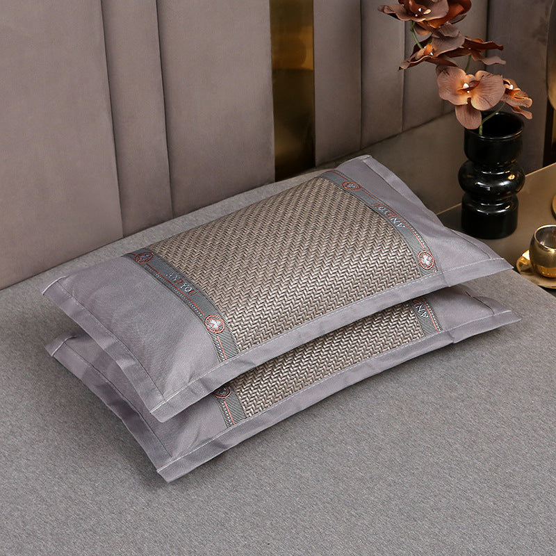 Elegant pillowcase set in jacquard look with embroidered border and satin trim