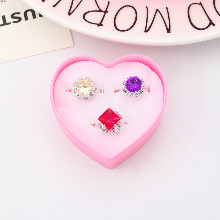 Elegant jewelry ring with sparkling gemstone Stornfield
