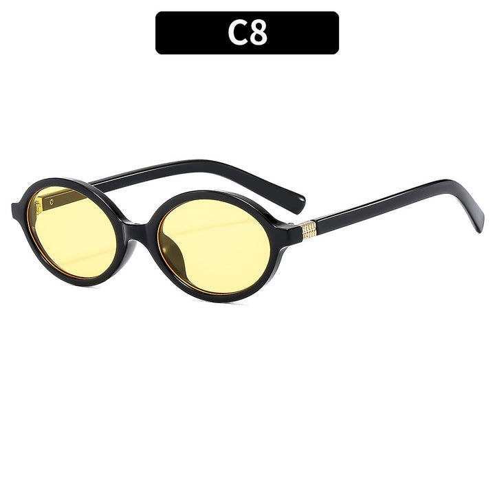 Elegant Vintage-Inspired Round Sunglasses Stornfield