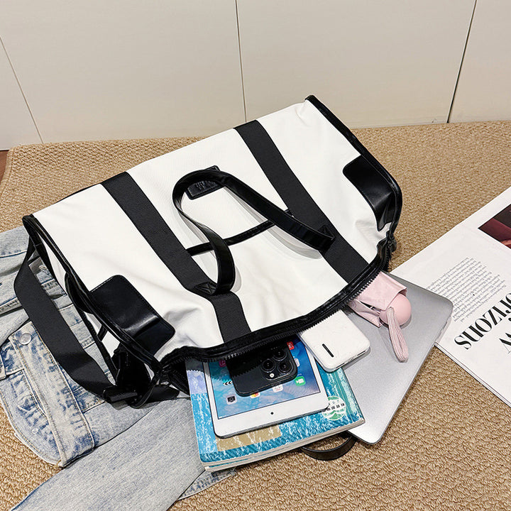 Premium Waterproof Travel Duffel Bag Stornfield
