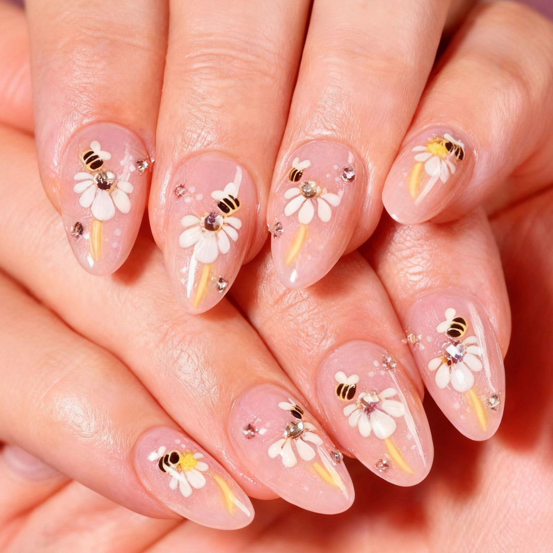 Artistic Floral-Embellished Press-On Nail Set Stornfield