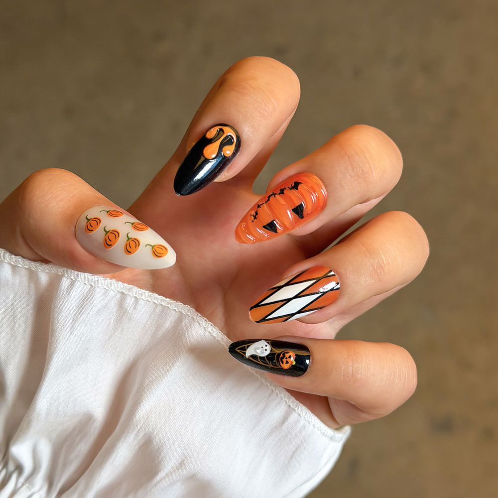 Themed Holiday Press-On Nail Art Set Stornfield