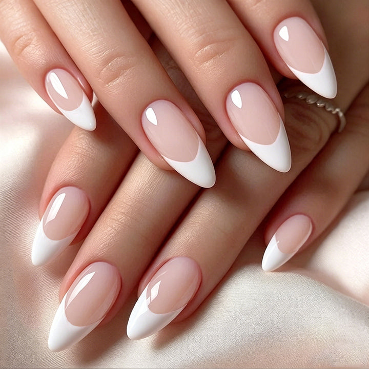 Stylish artificial nails with elegant tips Stornfield
