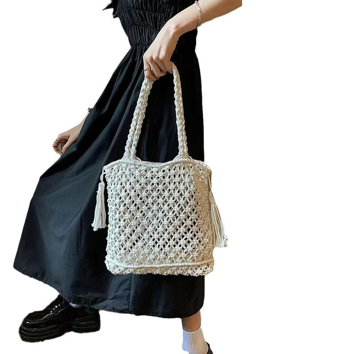 Hand-knotted beach bag with playful design Stornfield