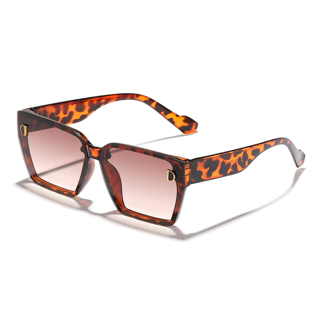Women's fashionable sunglasses in a unique design with oversized lenses Stornfield