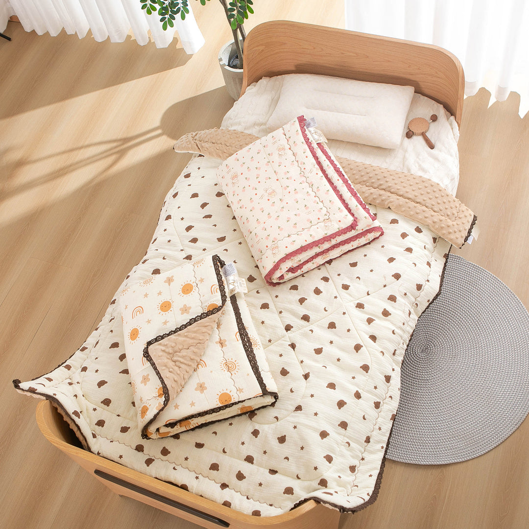 Women’s bedspread with high-quality floral design Stornfield