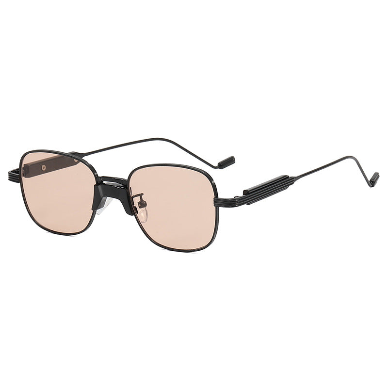 Fashionable Retro Sunglasses with Square Frame Stornfield