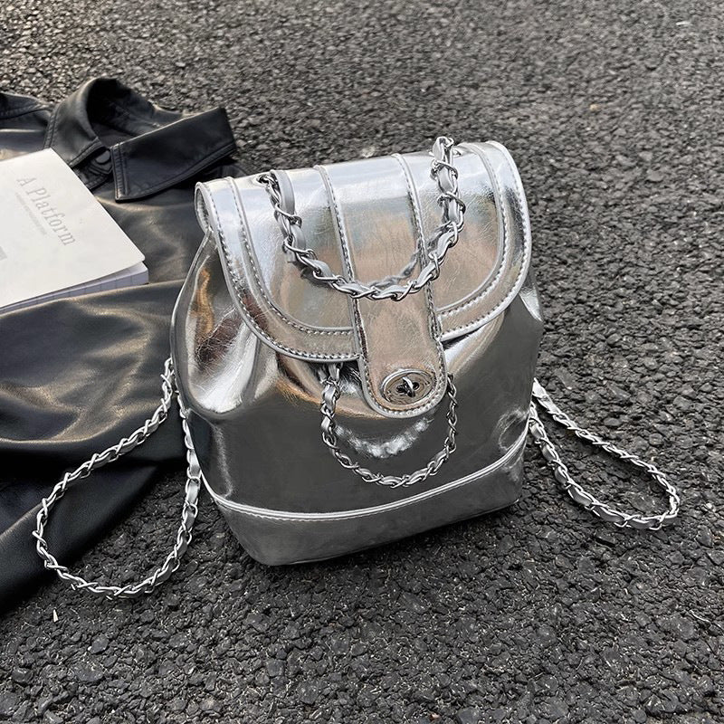Chic Chain-accented Bucket Handbag Stornfield