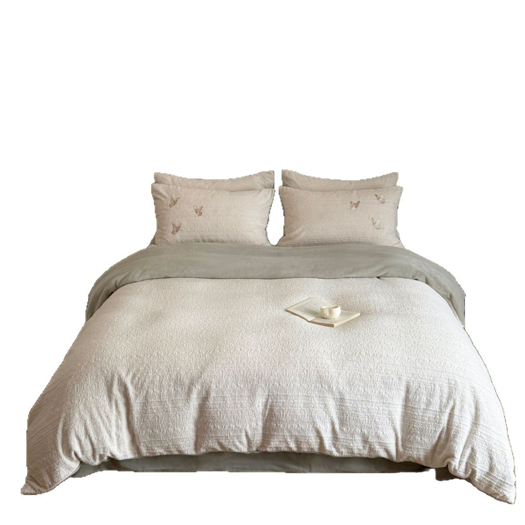 Quilted cotton-linen bedding set with delicate butterfly embroidery
