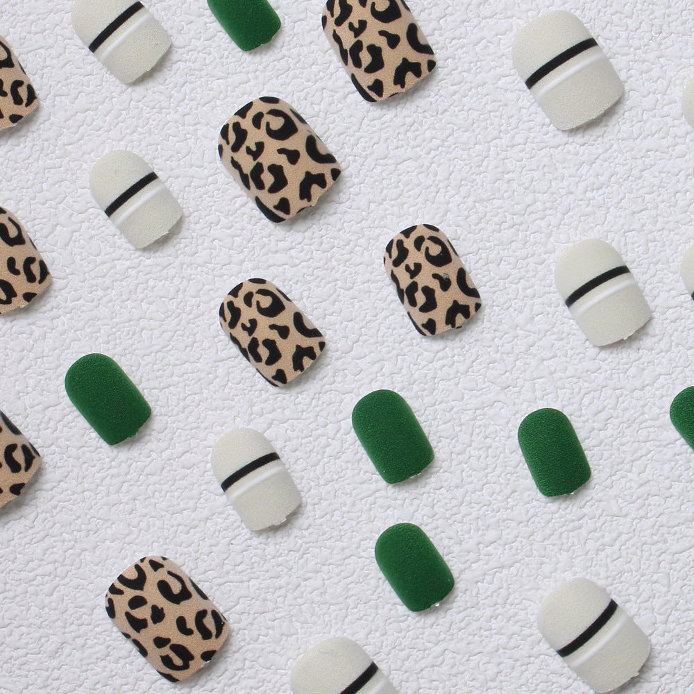 Trendy Nail Art Set Stornfield