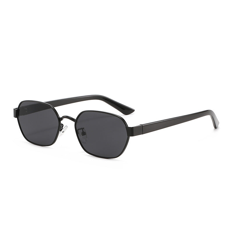 Trendy Oversized Square Sunglasses Stornfield