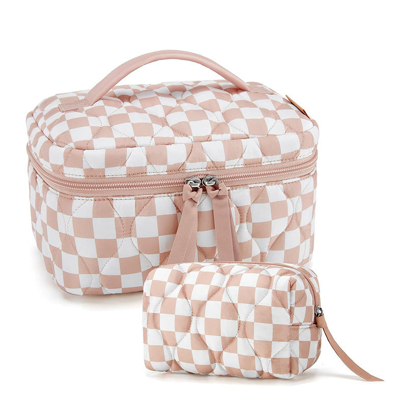 Cosmetic organizer bag with practical compartments Stornfield