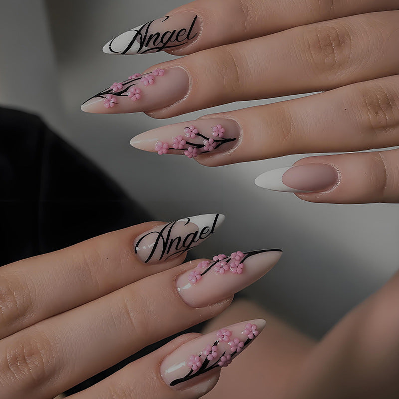 Artificial nails with delicate 3D flowers and elegant design Stornfield