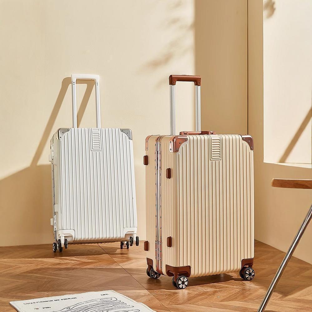 Unisex Durable Travel Luggage Set Stornfield