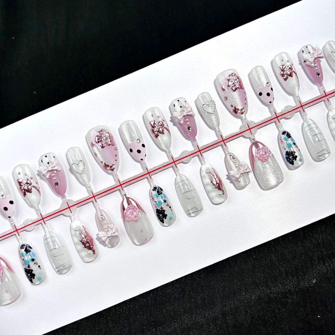 Artistic Nail Art Tips
