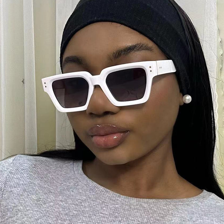 Women's trendy sunglasses in elegant oversized design Stornfield