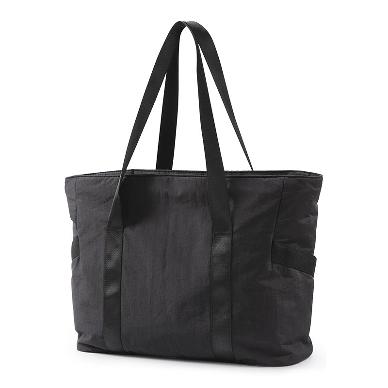 Spacious tote bag with side pockets Stornfield