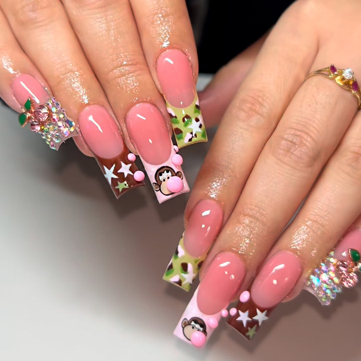 Creative and Playful Artificial Nails Stornfield