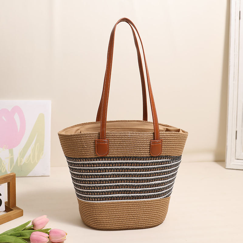 Elegant Bast bag with leather accents Stornfield