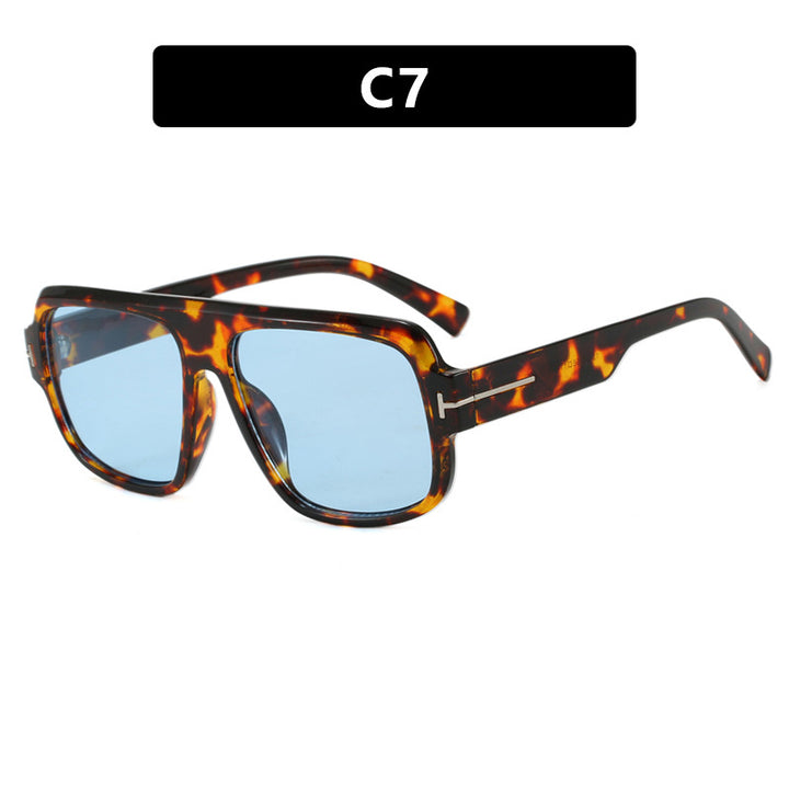 Women’s fashionable square sunglasses with trendy tortoiseshell pattern Stornfield