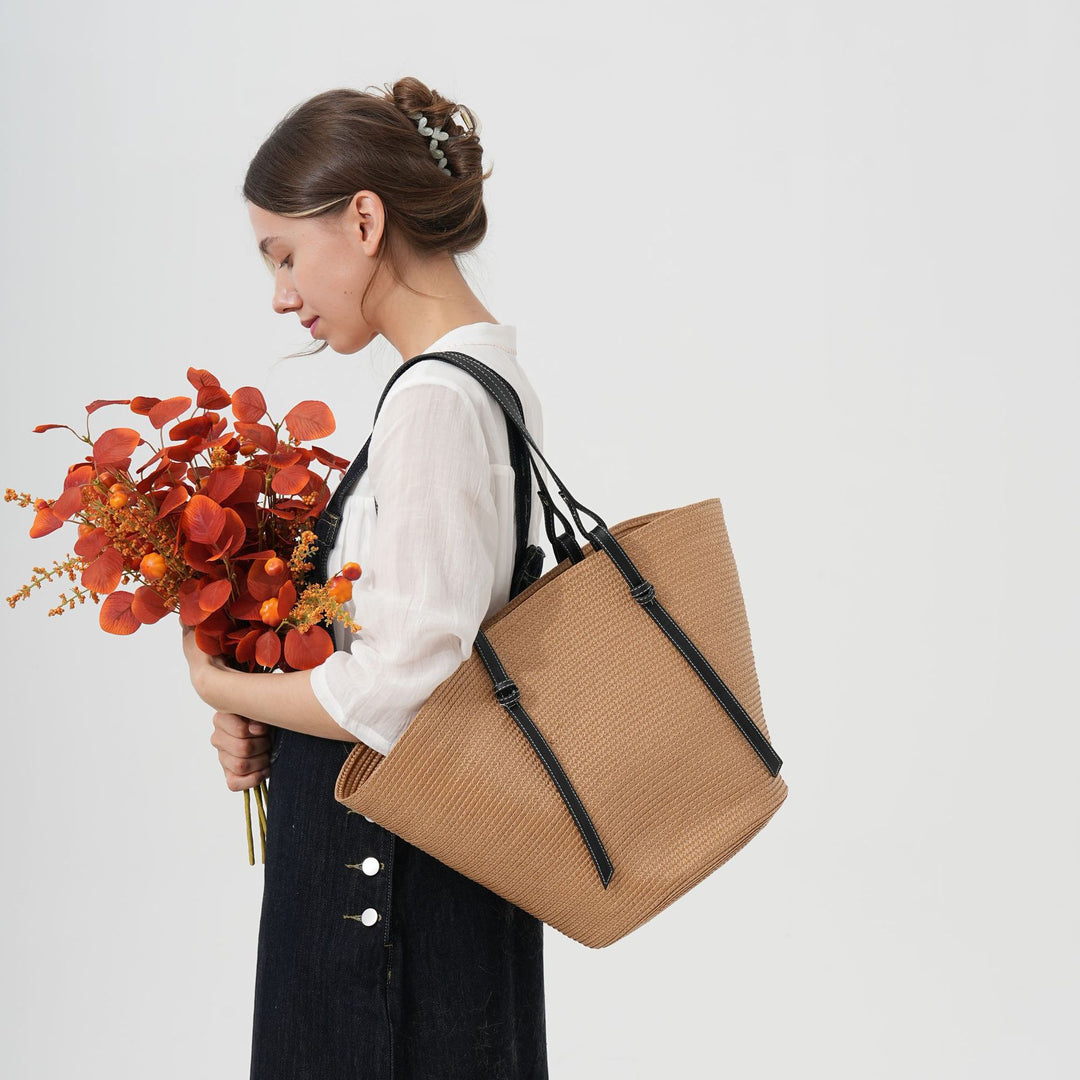 Elegant Beach Bag Made of Woven Natural Material with Leather Accents Stornfield