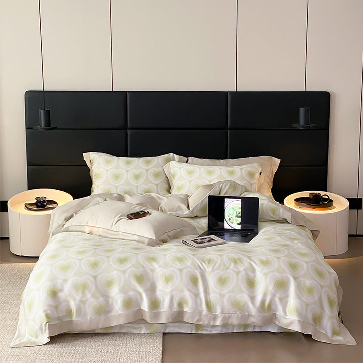 Fine satin bed linen set
