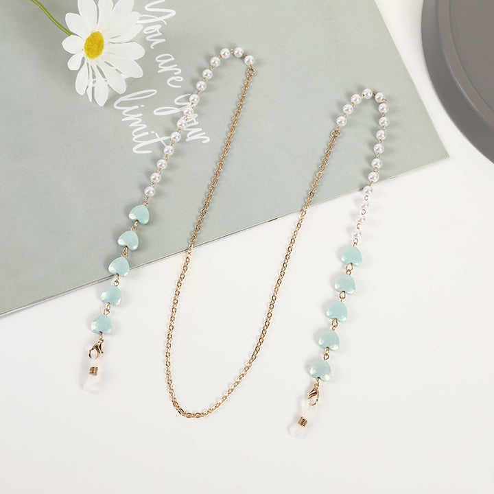 Heart Charm Eyewear Chain Stornfield