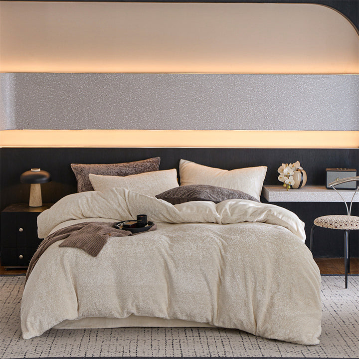 Cozy teddy fleece duvet cover set with plush surface