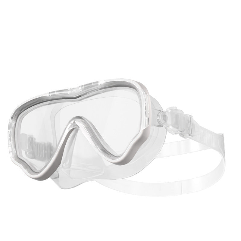 Diving mask with anti-fog technology and wide field of vision Stornfield