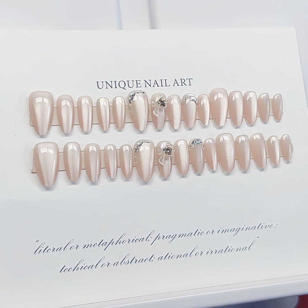 Elegant Press-On Nail Art Set Stornfield