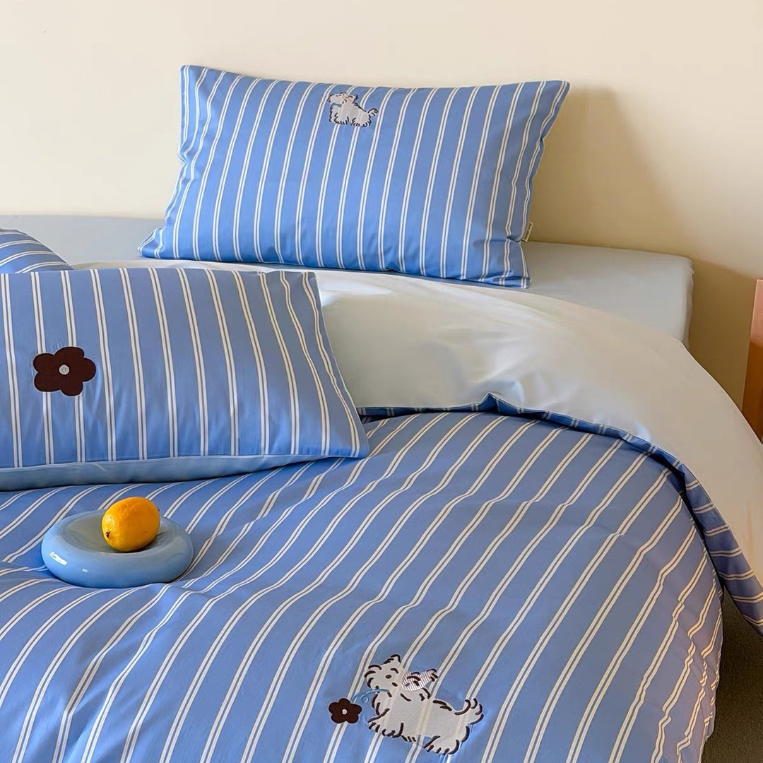 Striped Cotton Sateen Duvet Cover Set with Embroidered Cat Patch and Hidden Zipper