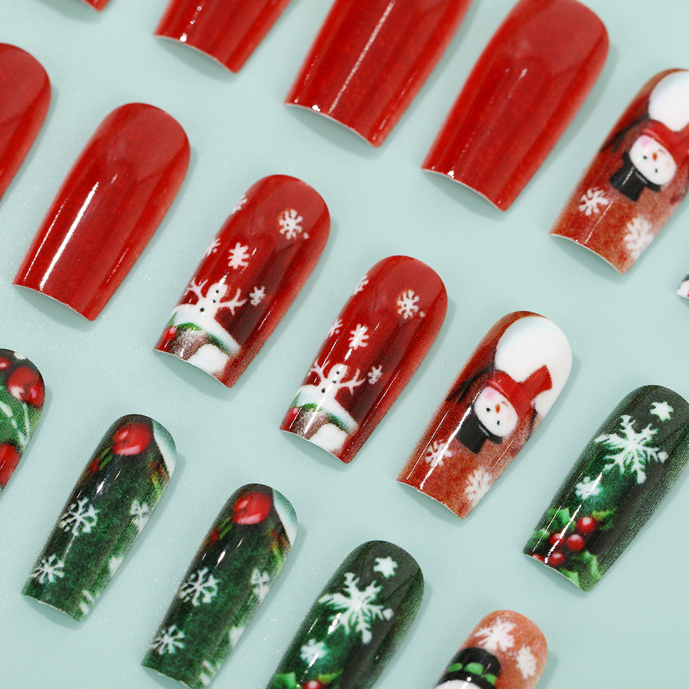 Festive artificial nails with Christmas motifs Stornfield