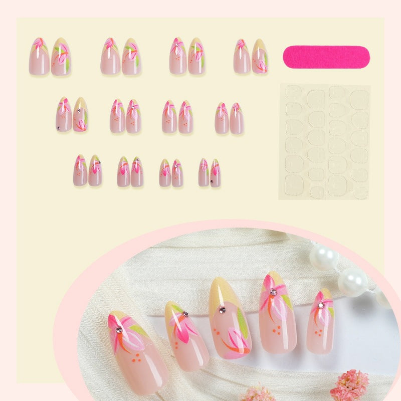 Artificial nail set with elegant floral accents Stornfield