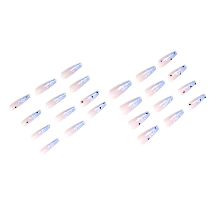 Artificial acrylic nails in modern heart design Stornfield