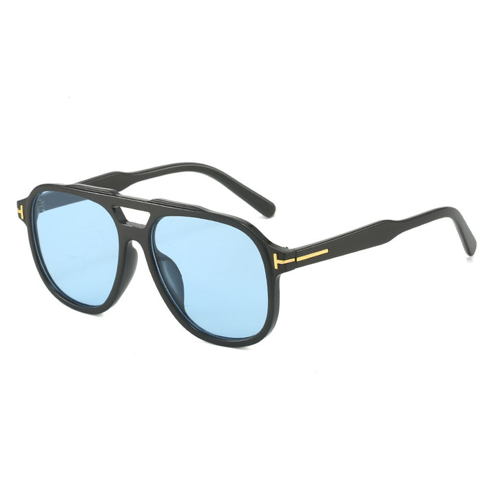 Retro-Inspired Oversized Sunglasses Stornfield