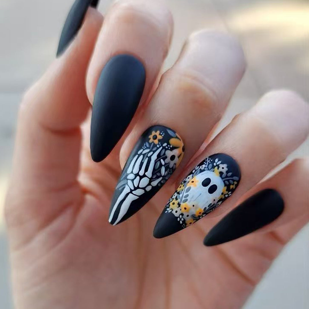 Art Nails in Creative Skull Design Stornfield
