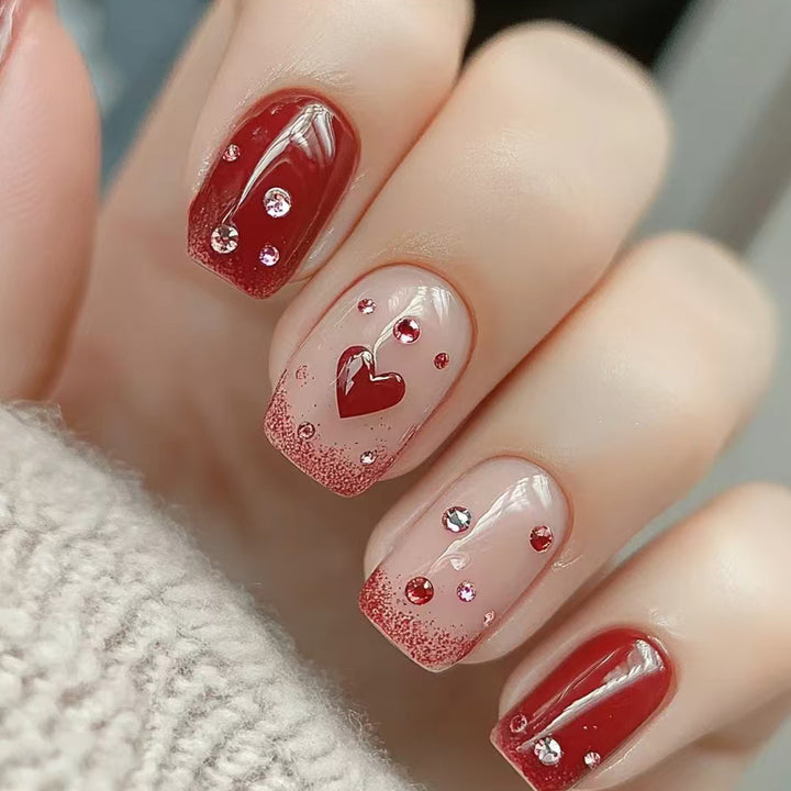 Glamorous Heart-Accent Press-On Nails Stornfield
