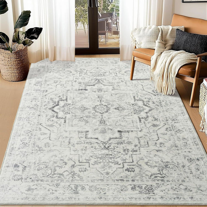 Elegant Vintage-Style Area Rug