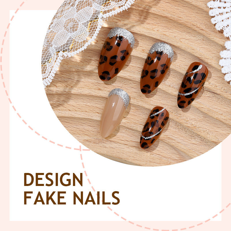Creative nail art set with glitter and leopard pattern Stornfield