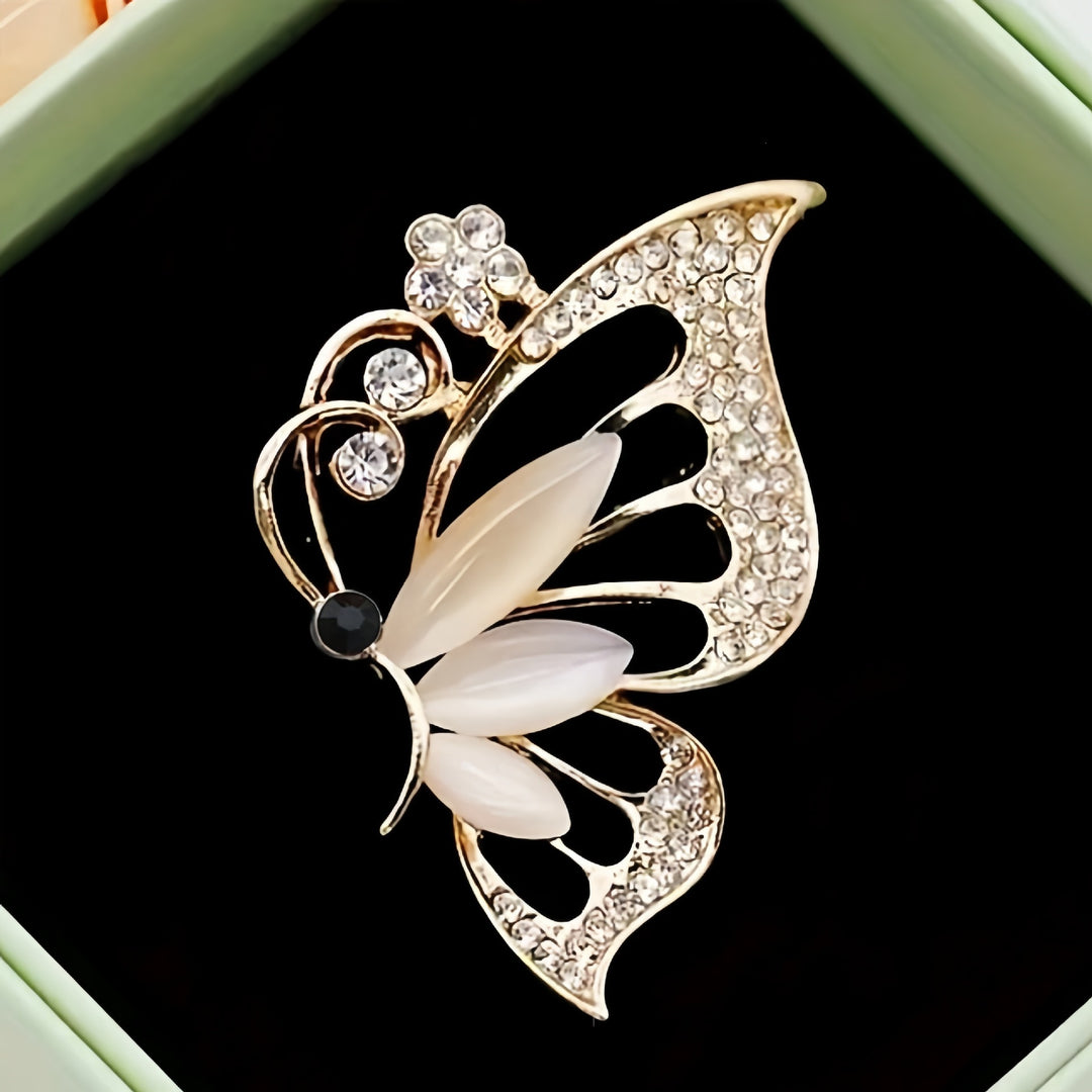 Elegant Butterfly Brooch Stornfield