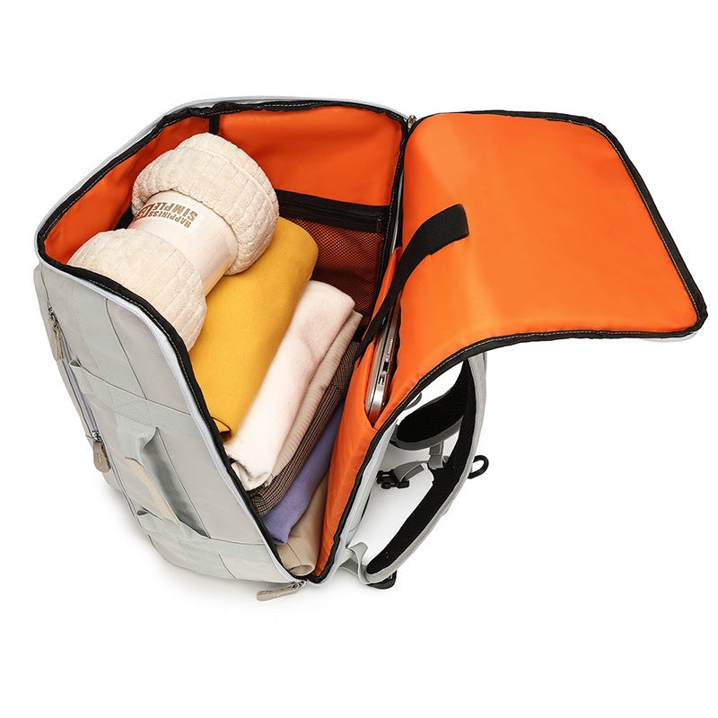 Multifunctional Travel Bag With Ergonomic Carrying Handles And An Innovative Compartment System Stornfield