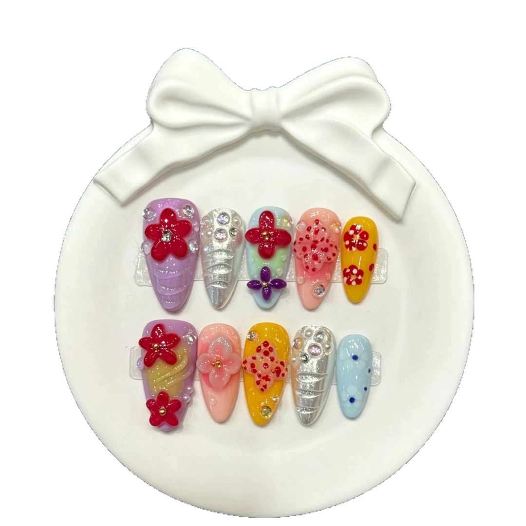 Artistic Floral Press-On Nails Set